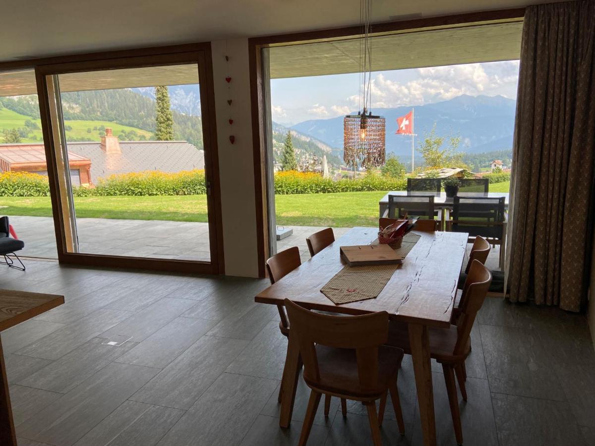 Casa Admisa, Spektakulaere Aussicht, Ski In And Out, Hochwertige Einrichtung, Valserstein Und Eiche Flims Kültér fotó
