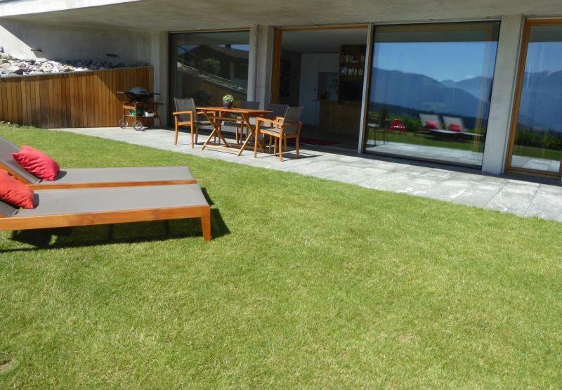 Casa Admisa, Spektakulaere Aussicht, Ski In And Out, Hochwertige Einrichtung, Valserstein Und Eiche Flims Kültér fotó